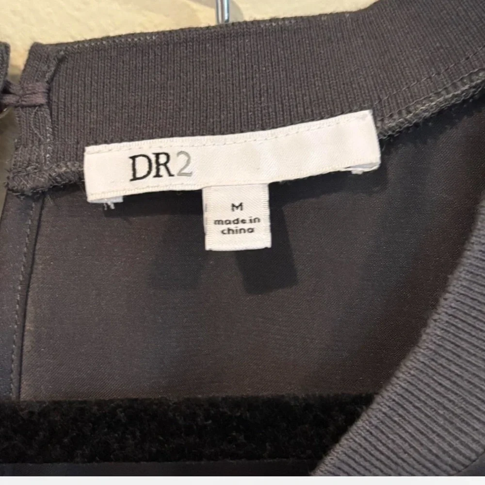 DR2 Satin Puff Sleeve Blouse Black Gray Size M Workwear Top - Picture 3 of 12
